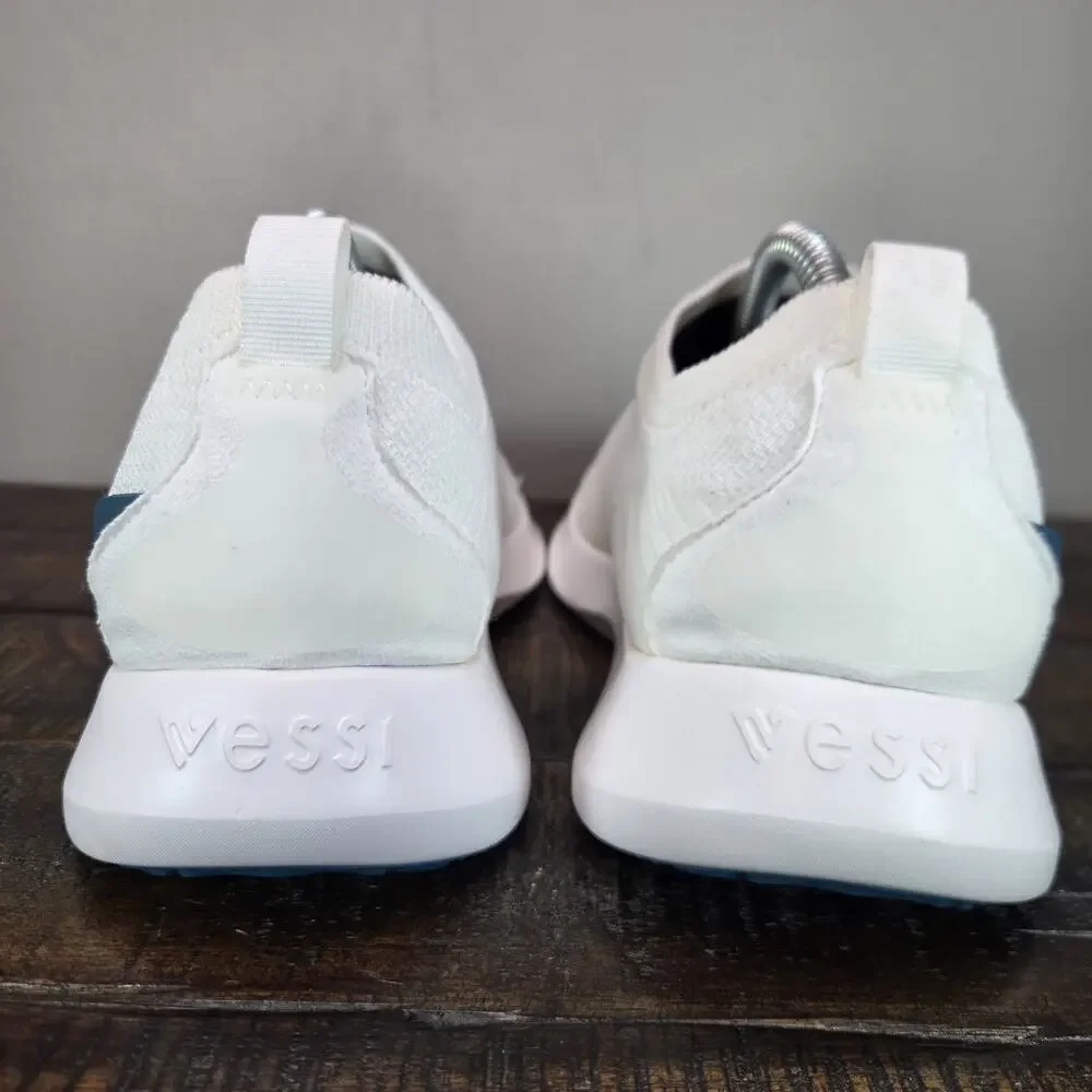 NEW Vessi Everyday Move Slip On Womens Size 7 Waterproof Shoes Sneakers White